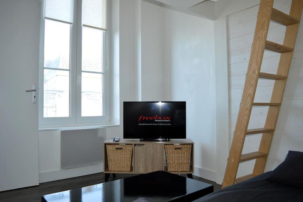 Le Joffre - Studio Sur La Digue En Centre Ville アロマンシュ・レ・バン エクステリア 写真